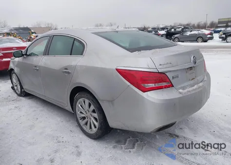 2015 Buick Lacrosse Leather из США, поврежденный, VIN 1G4GB5G3XFF151757